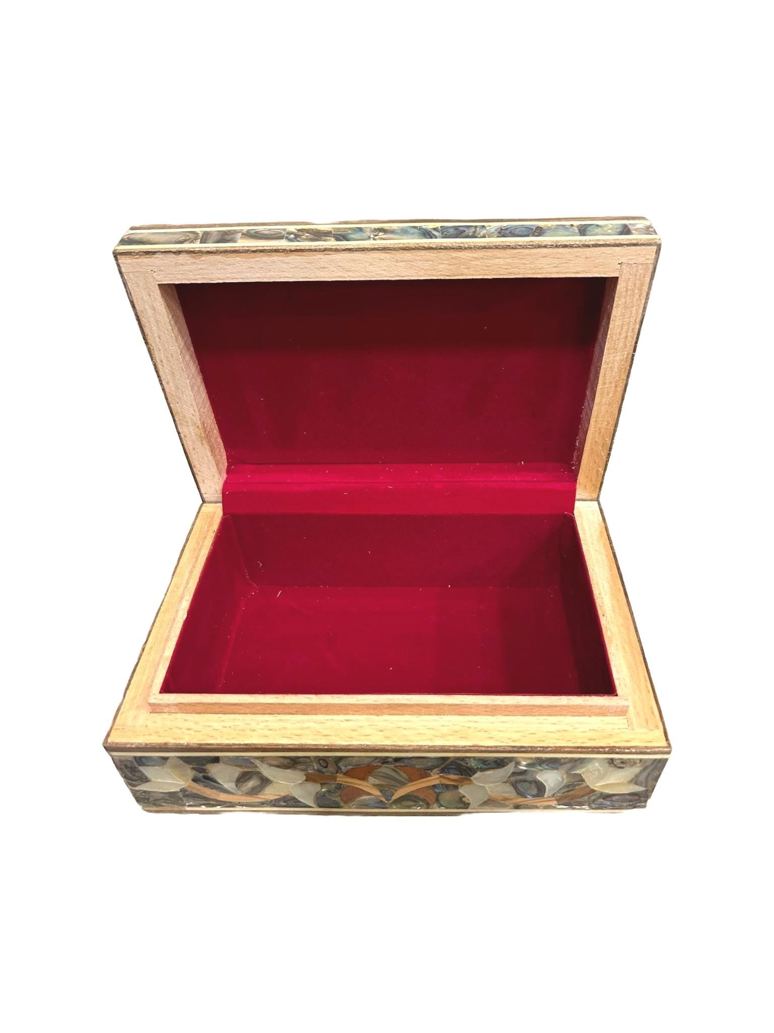 18.5 × 12.5 × 7 cm | Boîte à bijoux tendance en nacre colorée et bois, réalisées à la main | Mosaïque Syrienne