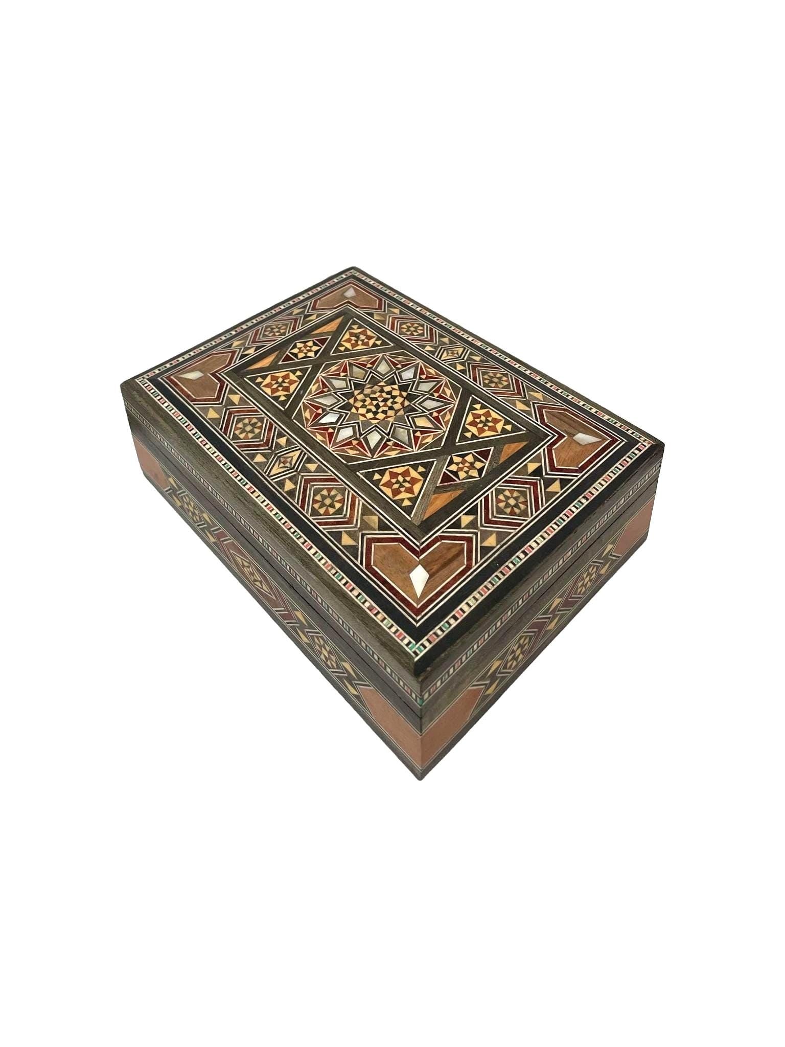 18 × 13 × 5.5 cm | Boîte à bijoux tendance en bois et nacre, réalisées à la main | Mosaïque Syrienne
