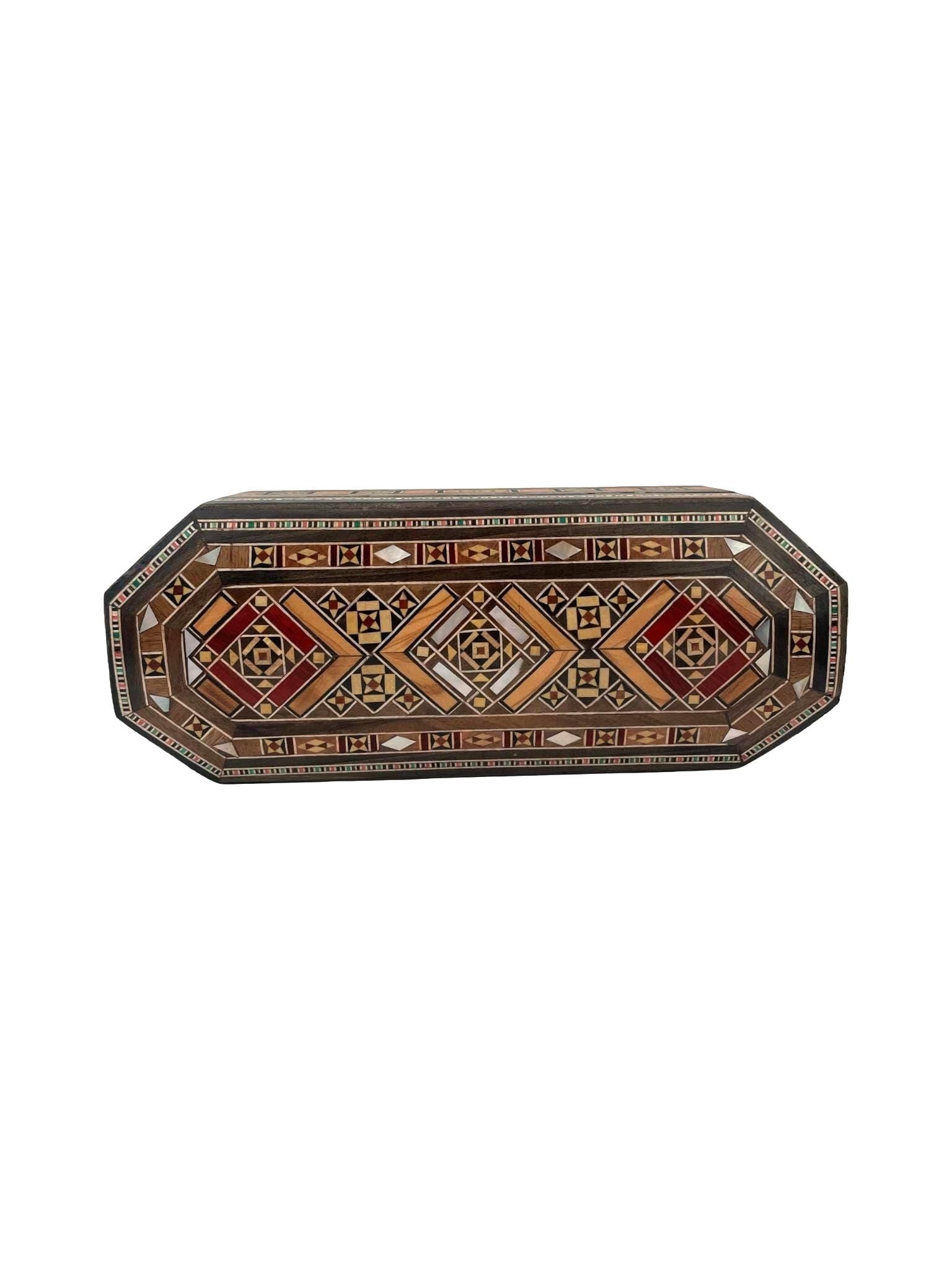 Boîte de rangement bureau octogonale en bois et nacre, incrustée à la main | Mosaïque Syrienne | Taille 20.2 × 8.3 × 6 cm